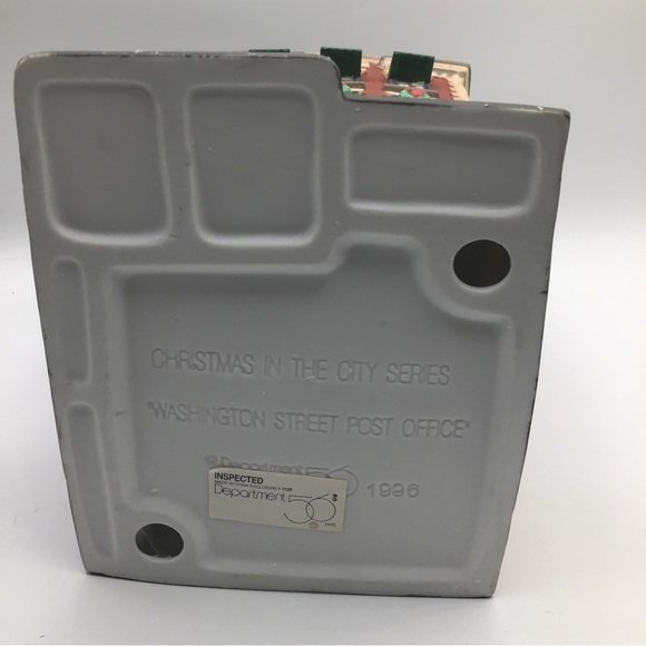 1996 Dept. 56 “Washington Street Post Office” Christmas in the City Series 58880 - Picture 11 of 16